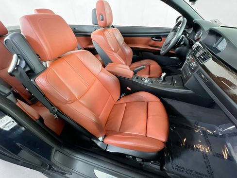 Used 2013 BMW M3 image 26