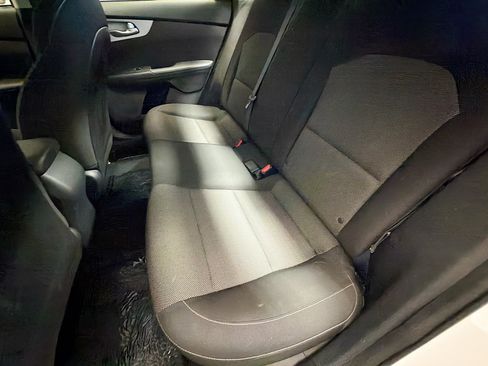 Used 2023 Kia Forte LXS FWD image 13