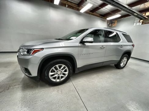 Used 2019 Chevrolet Traverse LT AWD/4WD image 5