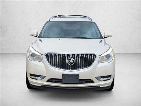 Used 2013 Buick Enclave Leather FWD image 2