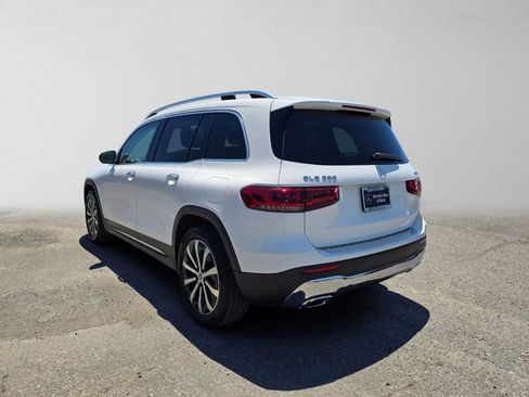 Used 2023 Mercedes-Benz GLB 250 4MATIC image 5