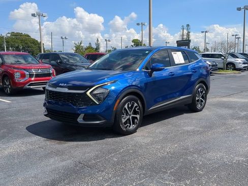 Used 2023 Kia Sportage EX FWD image 2
