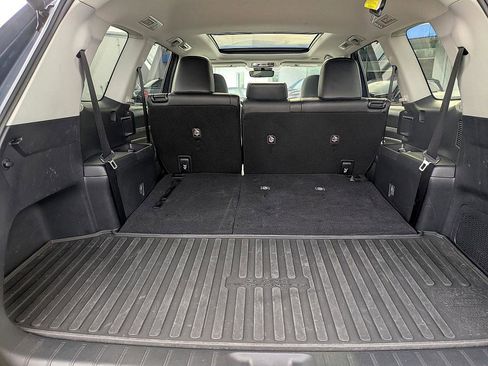 Used 2024 Toyota Grand Highlander XLE image 29