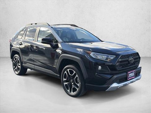 Used 2019 Toyota RAV4 Adventure image 3