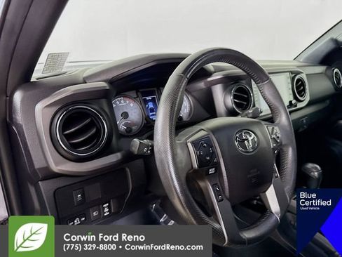 Used 2021 Toyota Tacoma TRD Off-Road w/ Technology Package image 12