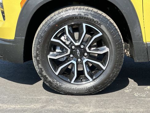 Certified 2025 Chevrolet TrailBlazer ACTIV w/ Convenience Package AWD/4WD image 8