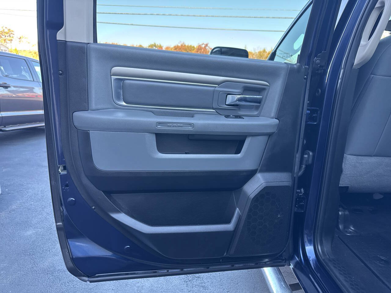 Used 2018 RAM 2500 Big Horn AWD/4WD image 17