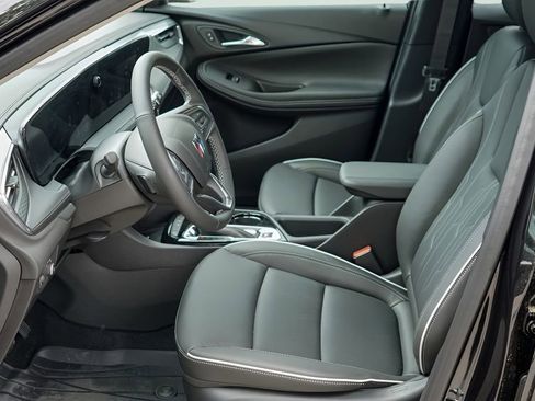 New 2026 Buick Encore GX Avenir w/ Avenir Technology Package FWD image 10