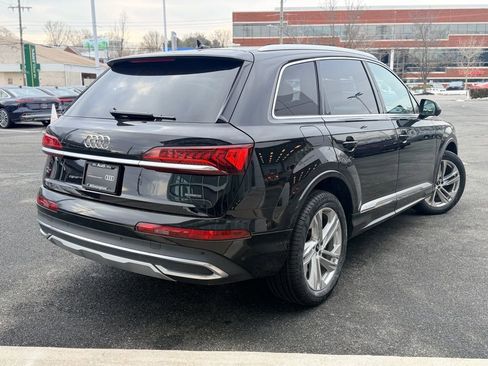 Certified 2023 Audi Q7 2.0T Premium w/ Convenience Package image 5