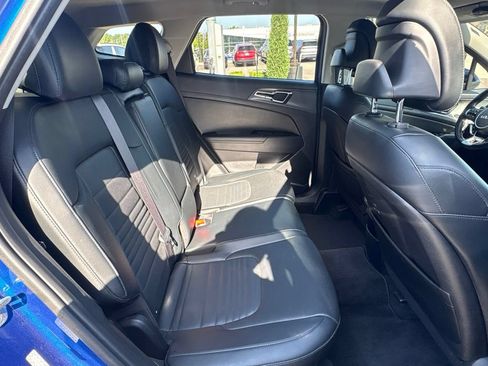 Used 2023 Kia Sportage SX FWD image 18