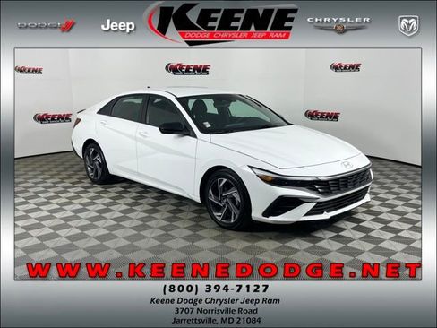 Used 2025 Hyundai Elantra Sport w/ Cargo Package image 1