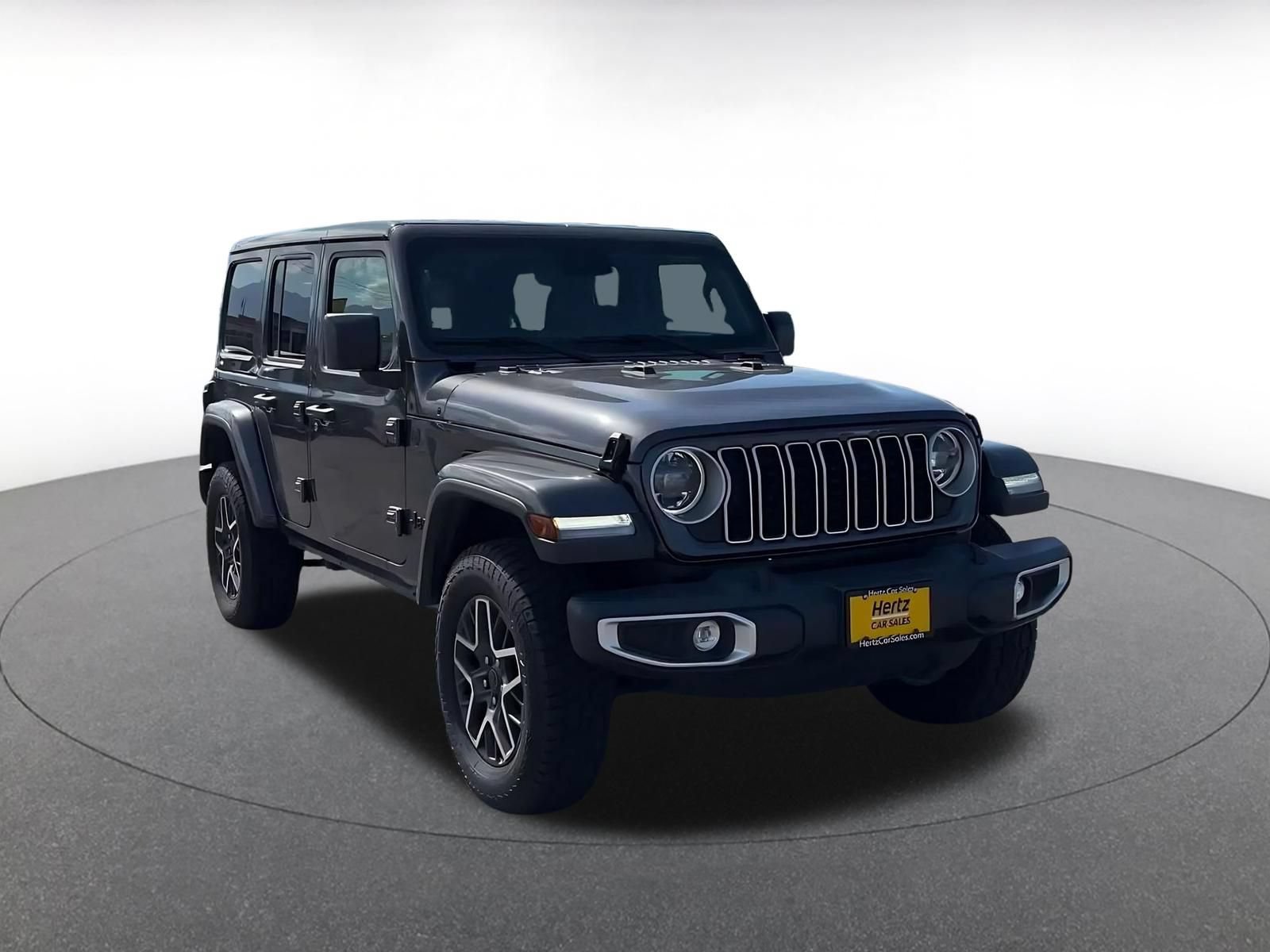 Used 2025 Jeep Wrangler Unlimited Sahara AWD/4WD image 3