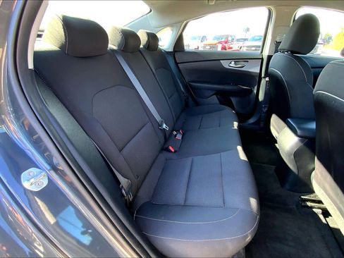 Used 2021 Kia Forte LXS image 19