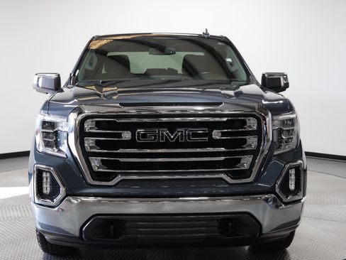 Used 2021 GMC Sierra 1500 SLT image 2