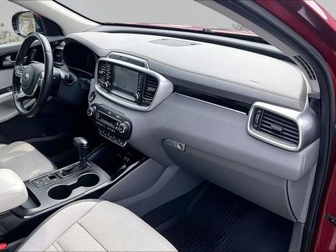 Used 2019 Kia Sorento SX w/ SX Touring Package FWD image 15