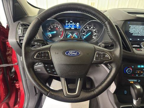 Certified 2017 Ford Escape Titanium w/ Equipment Group 301A FWD image 3