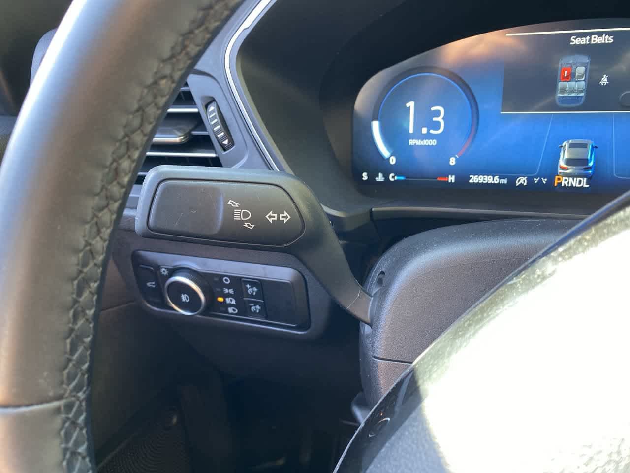 Used 2025 Ford Escape Platinum AWD/4WD image 23