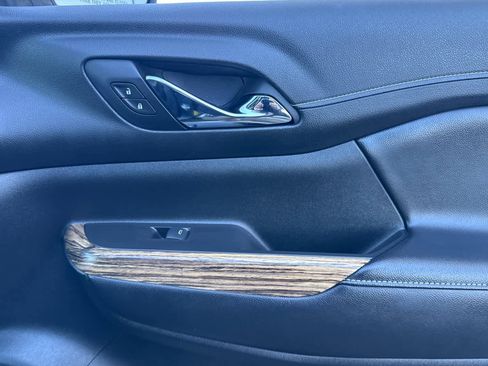 Used 2019 GMC Acadia Denali w/ Technology Package image 20