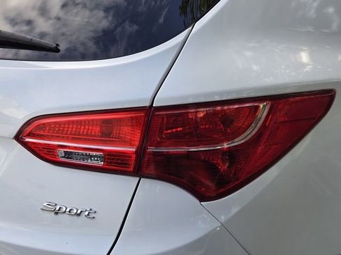 Used 2016 Hyundai Santa Fe Sport w/ Option Group 02 FWD image 8