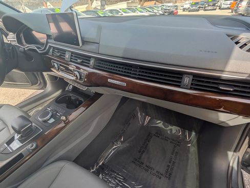 Used 2017 Audi A4 2.0T Premium Plus w/ Premium Plus Package image 20