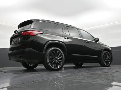 Used 2024 Chevrolet Traverse RS FWD image 27