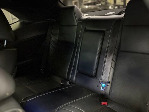 Used 2016 Dodge Challenger SRT Hellcat image 15