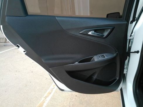 Used 2023 Chevrolet Malibu LS image 14