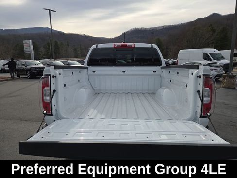 Used 2022 GMC Canyon Elevation w/ Elevation Premium Package image 7
