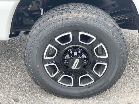 New 2026 Ford F250 Platinum AWD/4WD image 9
