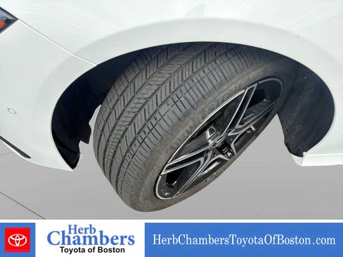 Used 2024 Mercedes-Benz CLA 250 4MATIC image 9