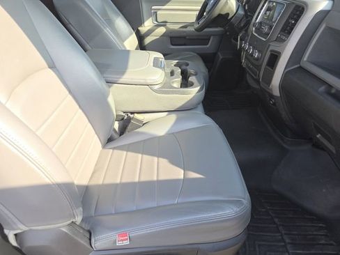 Used 2016 RAM 2500 Tradesman w/ Power & Remote Entry Group image 25