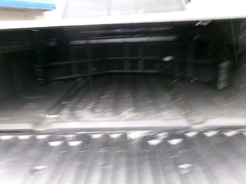 Used 2020 Nissan Frontier PRO-4X w/ Pro-4x Utility Package image 15