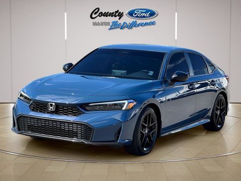 Used 2025 Honda Civic Sport image 2