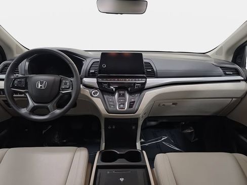 Used 2025 Honda Odyssey EX-L image 10