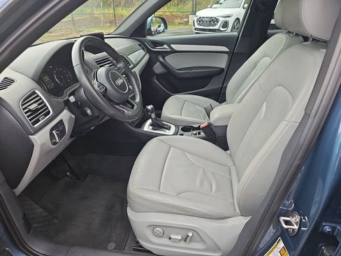 Used 2018 Audi Q3 2.0T Premium AWD/4WD image 10