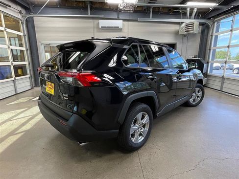 Used 2023 Toyota RAV4 XLE w/ XLE Grade Weather Package AWD/4WD image 5
