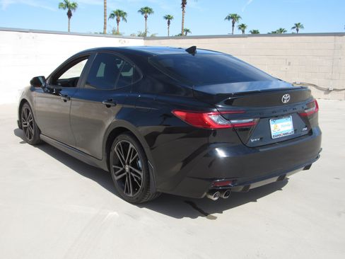 Used 2025 Toyota Camry XSE FWD image 6
