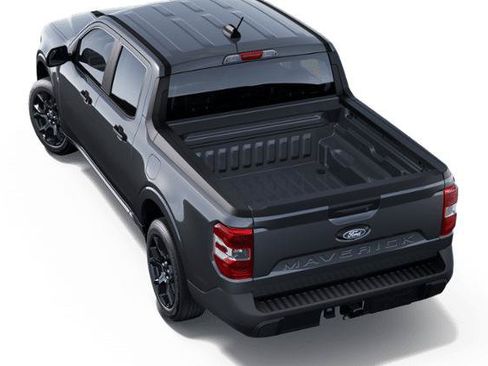New 2025 Ford Maverick XLT w/ XLT Luxury Package AWD/4WD image 2