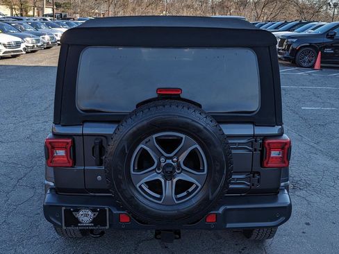 Used 2019 Jeep Wrangler Unlimited Sport S image 8