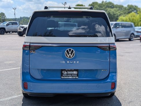 Used 2025 Volkswagen ID. Buzz 1st Edition AWD/4WD image 8