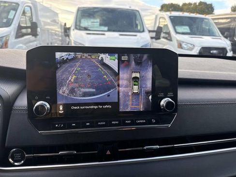 Used 2024 Mitsubishi Outlander SE image 28