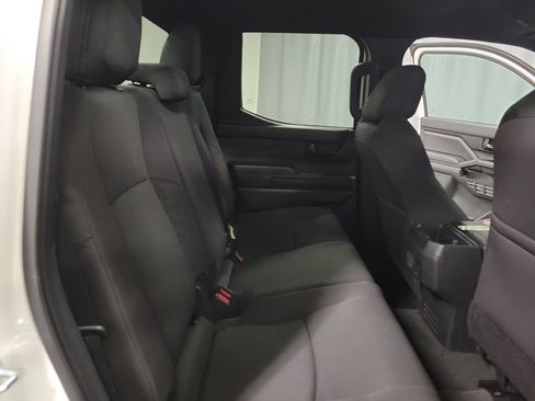 Used 2025 Toyota Tacoma SR5 RWD image 33