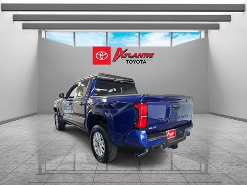 New 2025 Toyota Tacoma SR5 w/ SR5 Upgrade Package AWD/4WD image 7