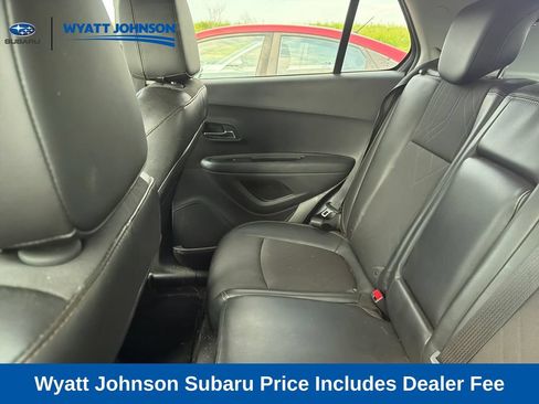 Used 2017 Chevrolet Trax LT w/ LT Convenience Package FWD image 13