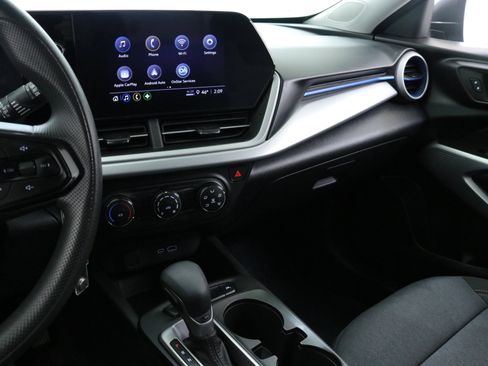 Certified 2024 Chevrolet Trax LS image 18