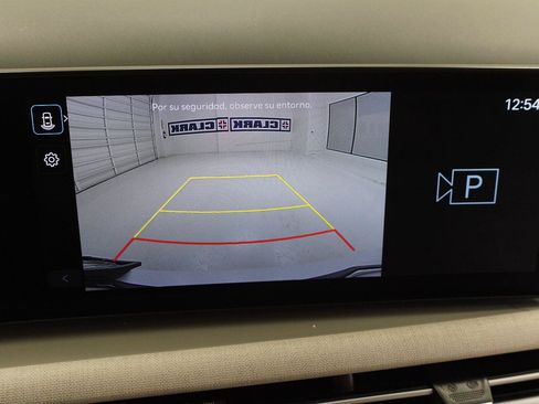Used 2025 Hyundai Tucson SEL FWD image 15