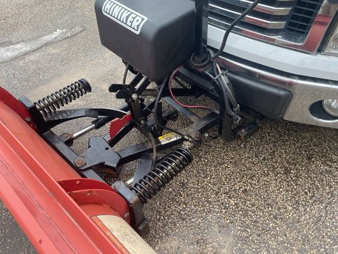 Used 2010 Ford F150 XLT image 10