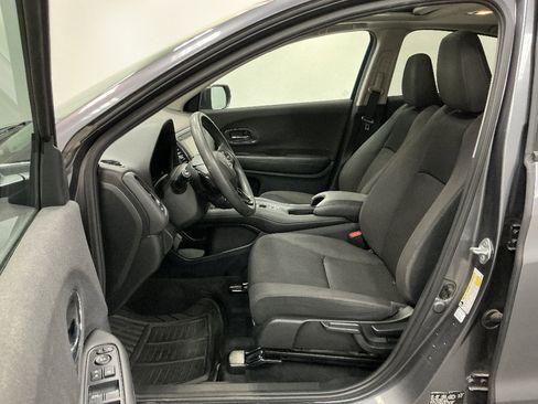 Used 2021 Honda HR-V EX image 8
