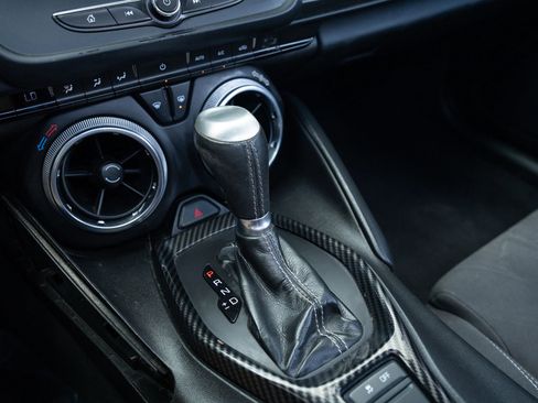 Used 2023 Chevrolet Camaro LT RWD image 15