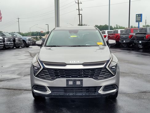 Used 2024 Kia Sportage LX FWD image 9
